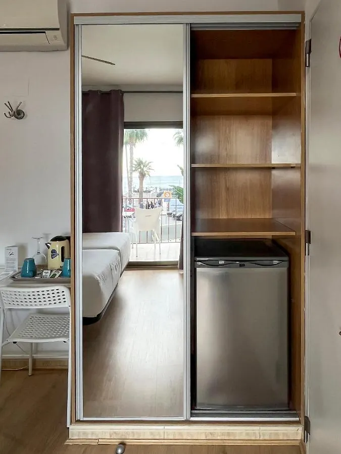 Beatriz Charming Hostal 0*, Torremolinos
